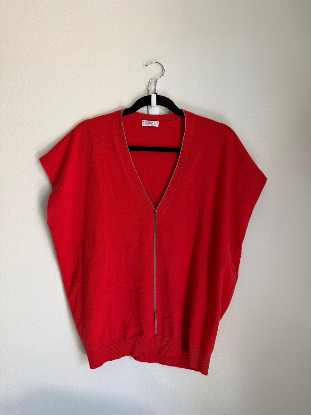 Brunello Cucinelli Brilliant Strands Cashmere V-Neck Top/Sweater